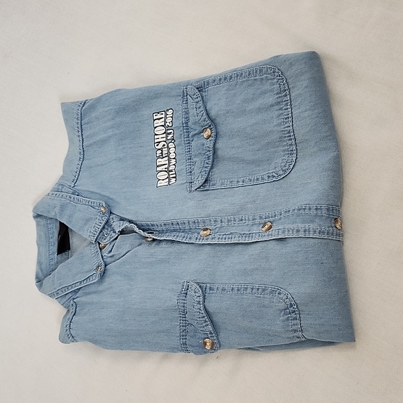 NWOT 2016 "Roar to the Shore" Men's Denim Vest - Picture 16 of 16